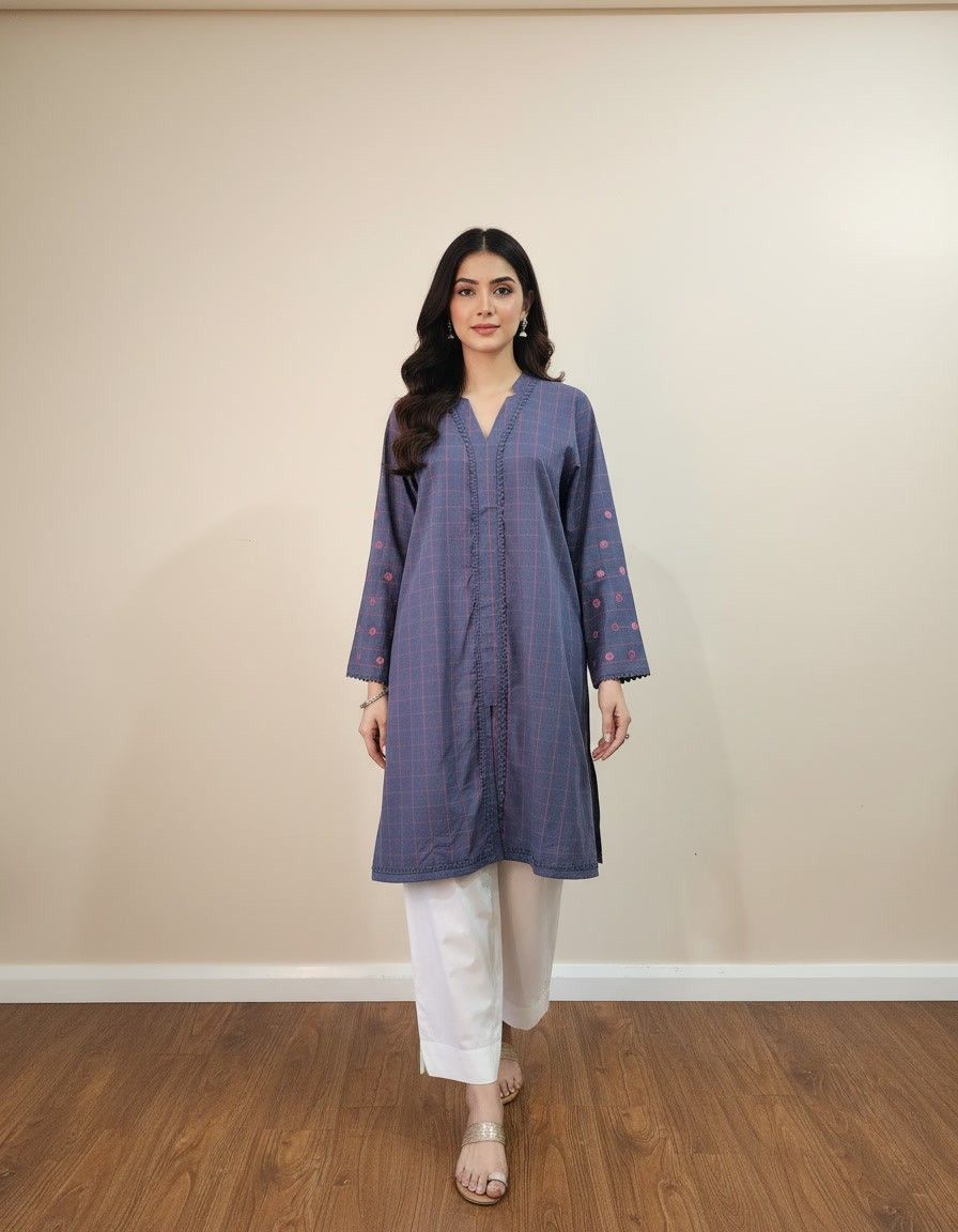 Embroidered Yarn-Dyed V-Neck Shirt