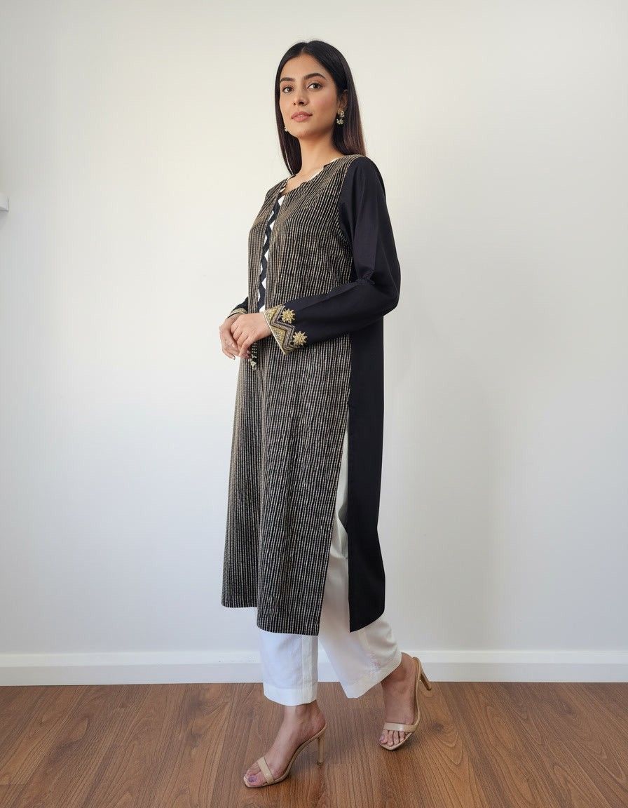 Black Geometric Print V-Neck Kurta - Image 3